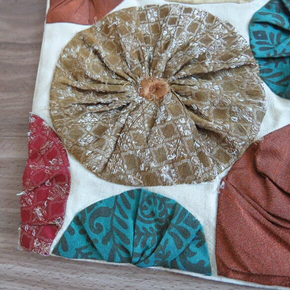 PIER 1 IMPORTS Cotton Silk Applique Patchwork Circle Decor Throw Pillow Sham - Picture 4 of 14